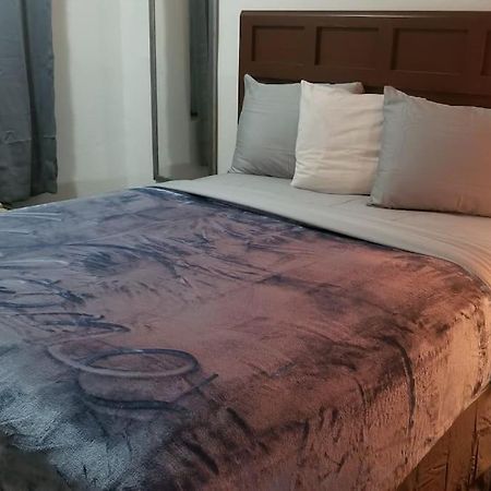 Hotel King Bed Hotel Room 120 Booking Stillwater Esterno foto